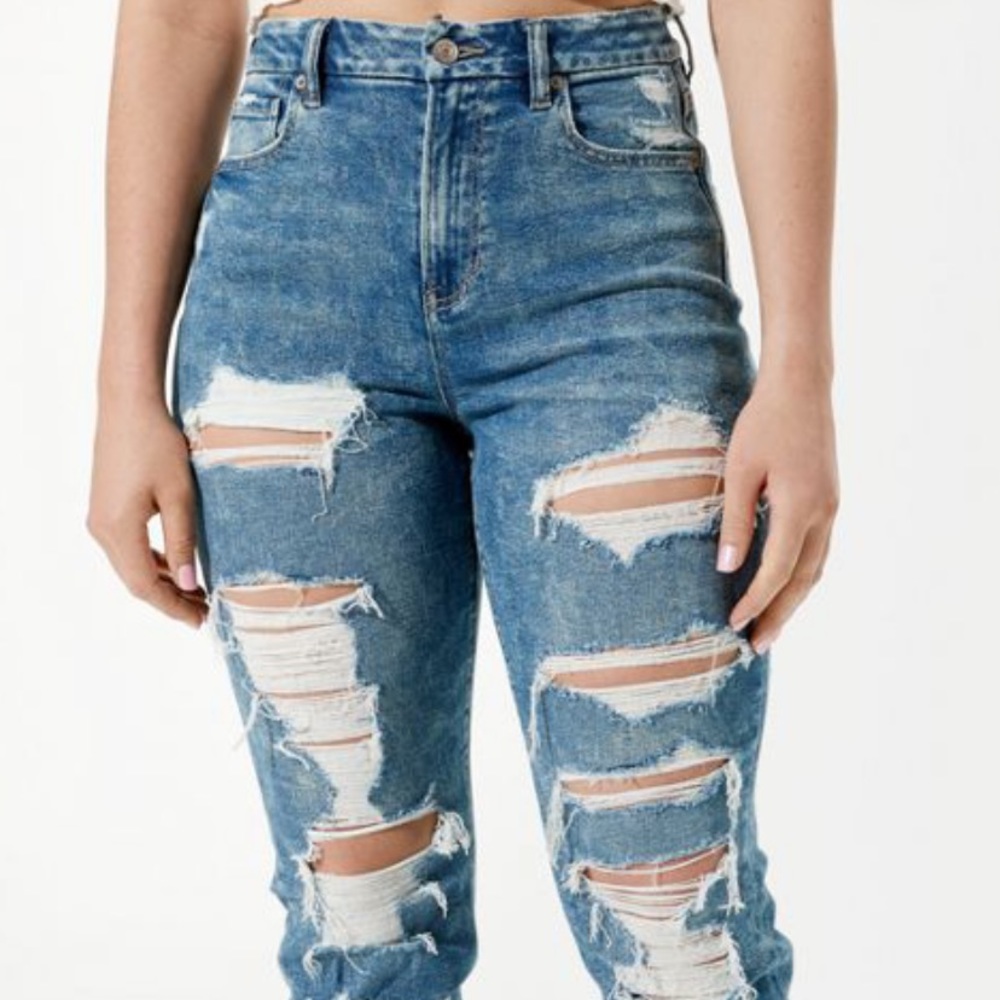 American Eagle Mom Jeans